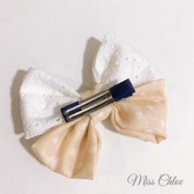 Load image into Gallery viewer, Miss Chloe Handmade Hairclip - Mila
